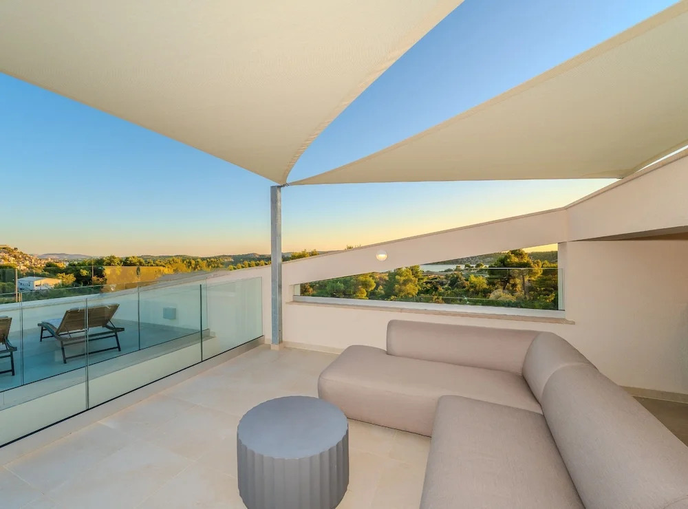 Villa Axia