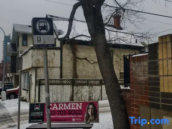 Urban Nest-Stay Close to Trendy Restaurants and Shops