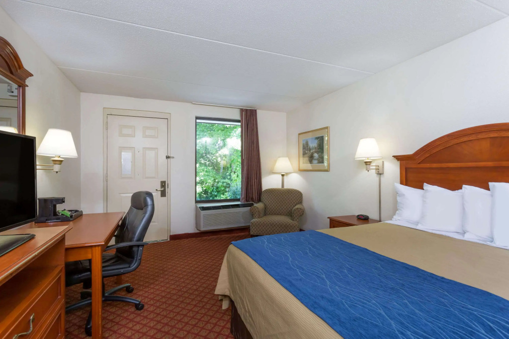 Days Inn by Wyndham Winston Salem North