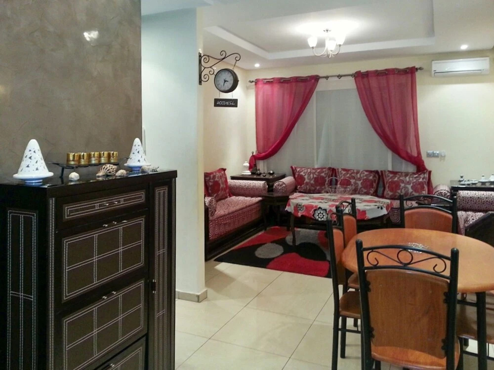 Spacious, 2-bedroom Apartment With Swimming Pool Access and Balcony in