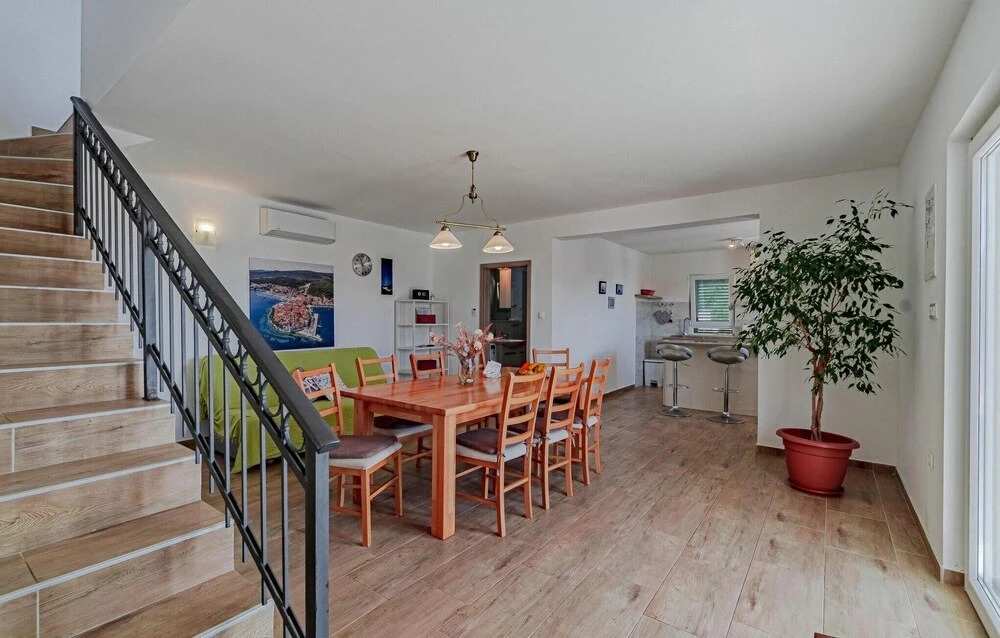 Three-Bedroom Holiday Home In Nova