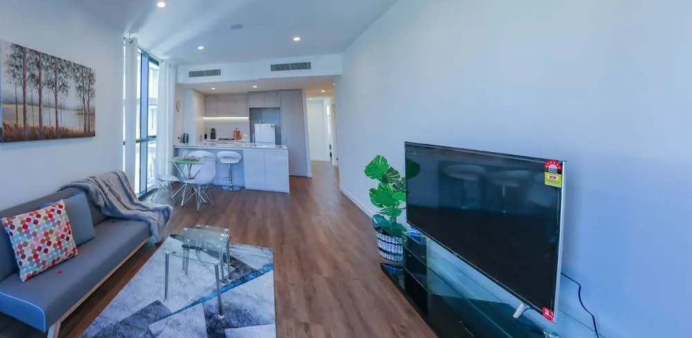 Waterfront City View Apartment