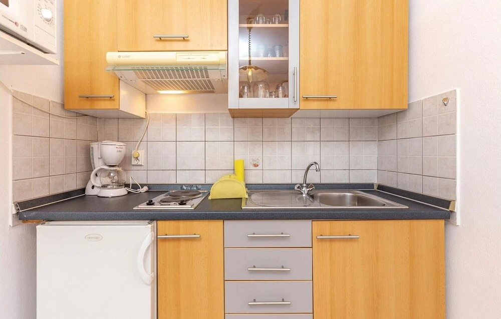 2 Bedroom Lovely Home In Novi Vinodolski