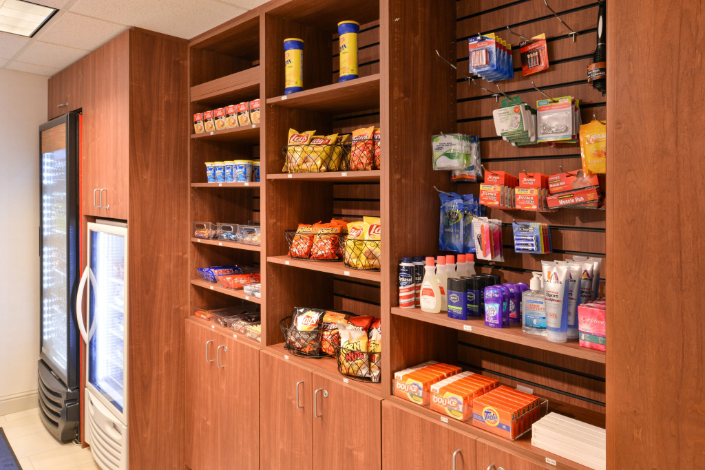 Holiday Inn Express Sacramento Airport Woodland by IHG