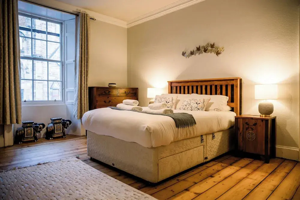 3 bed on Picturesque Victoria Street