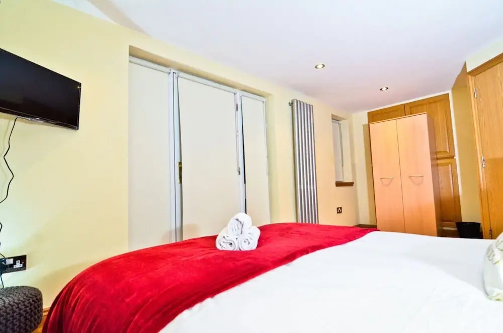Thames View House Surrey Quays