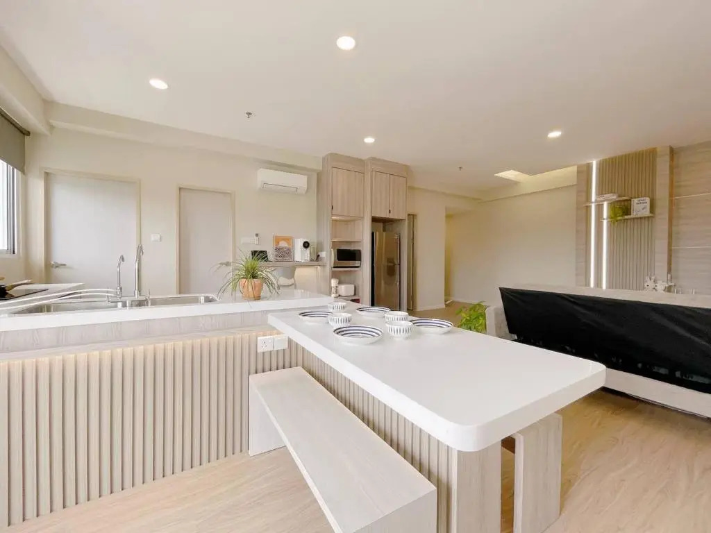 QUEENSLAND SUITES at Aru Suites, Kota Kinabalu