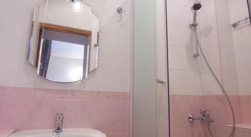 Intermark Serviced Apartments - Patriarch's Ponds Area