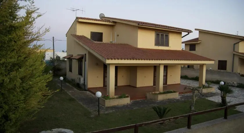 Villa Lombardo