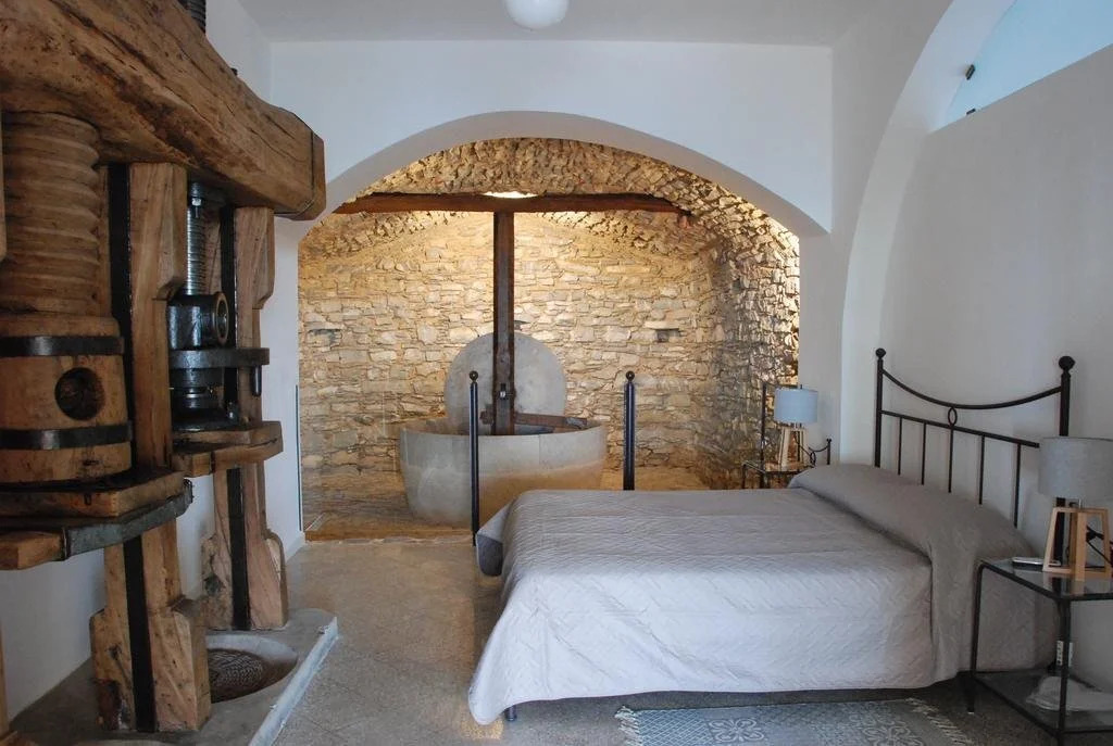 Santo Mercurio Country House