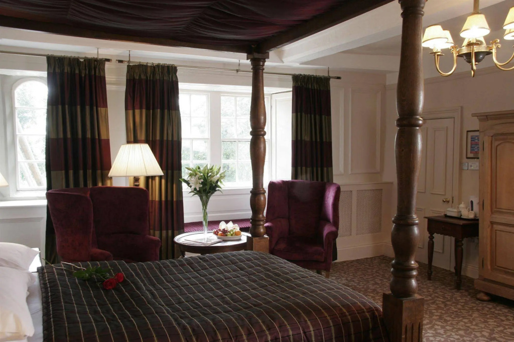 Manor House Hotel