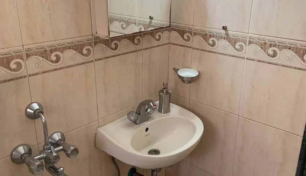 Luxury Stay Close To Worli Sea Face