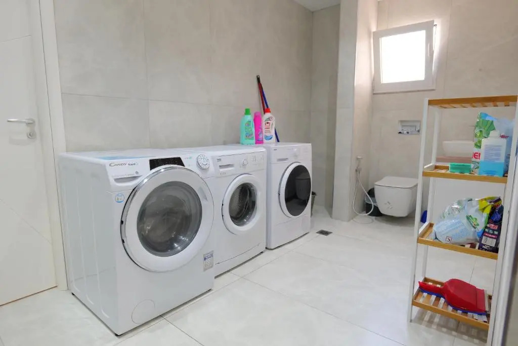 Saranda Apartments