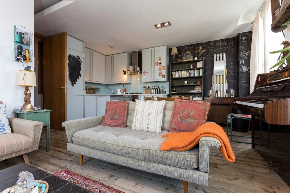2 Bedroom Flat In Central Dalston