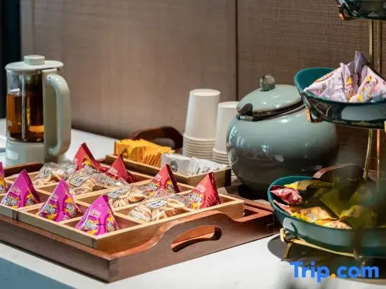 Pu'er SANMON Hotel (Yuecheng Shiguangli Shopping Park Shop)