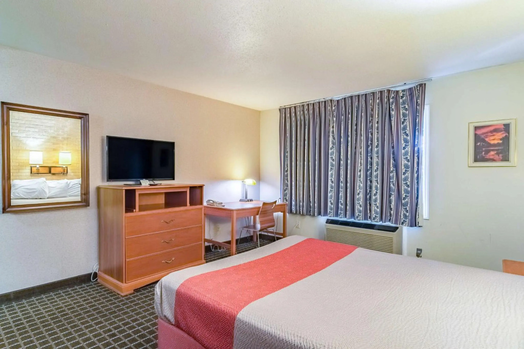 Motel 6-Grand Rapids, MI - Northeast