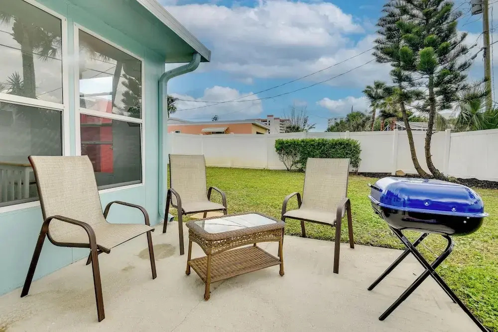 Ormond Beach Vacation Rental - Walk to Ocean!