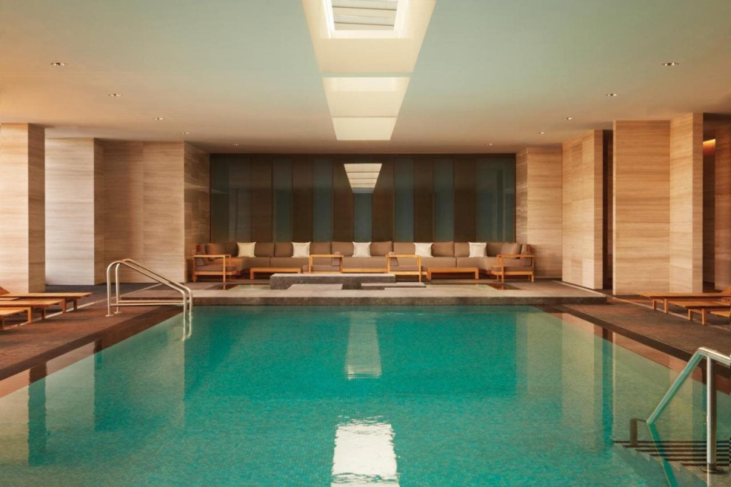 Four Seasons Hotel Toronto