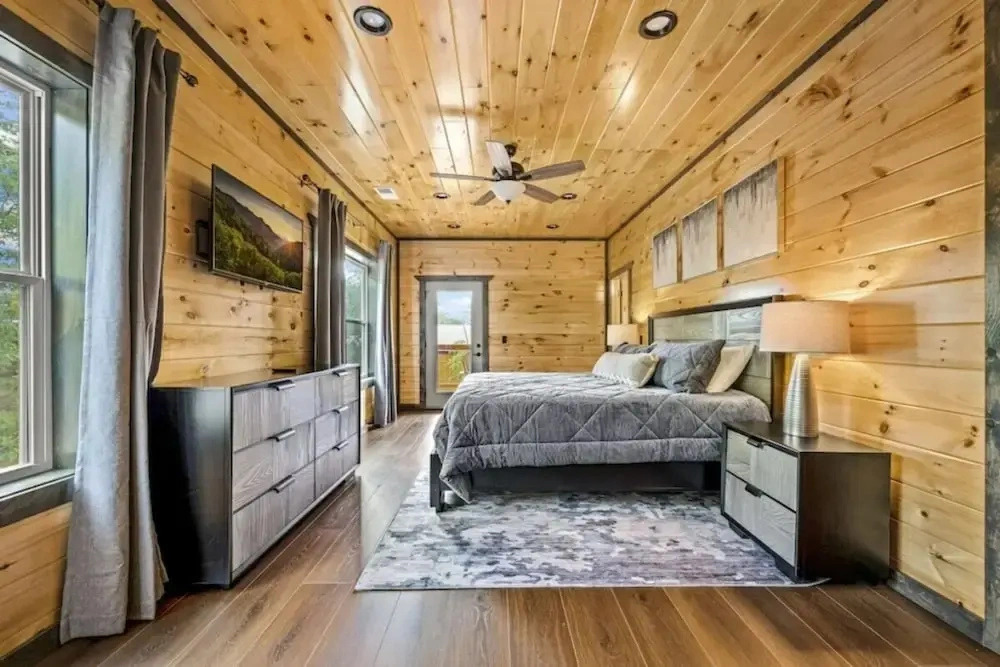 Smoky Top Cabin