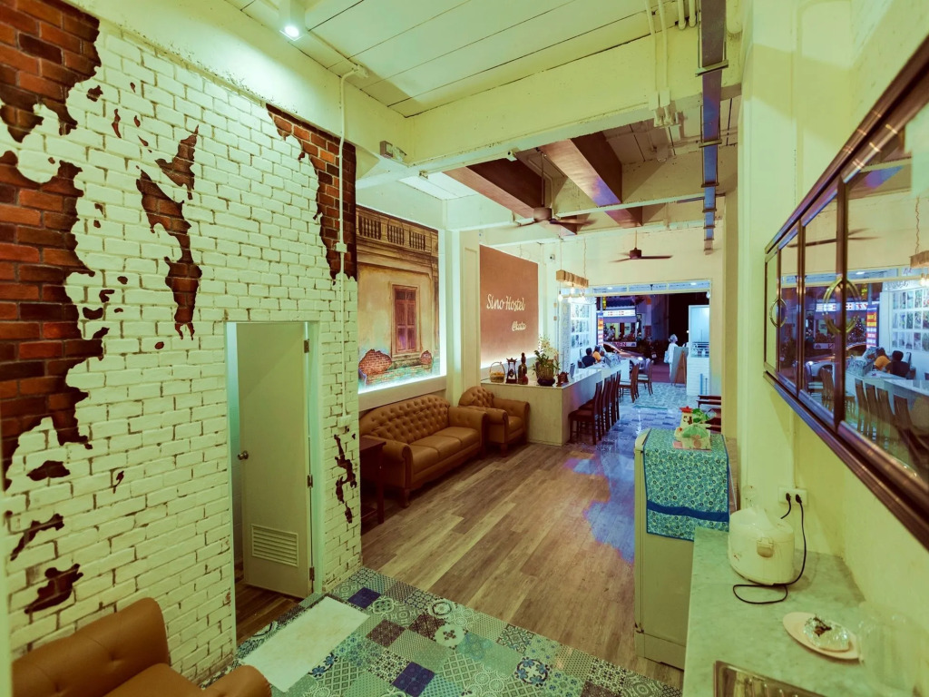 Sino Hostel Kata