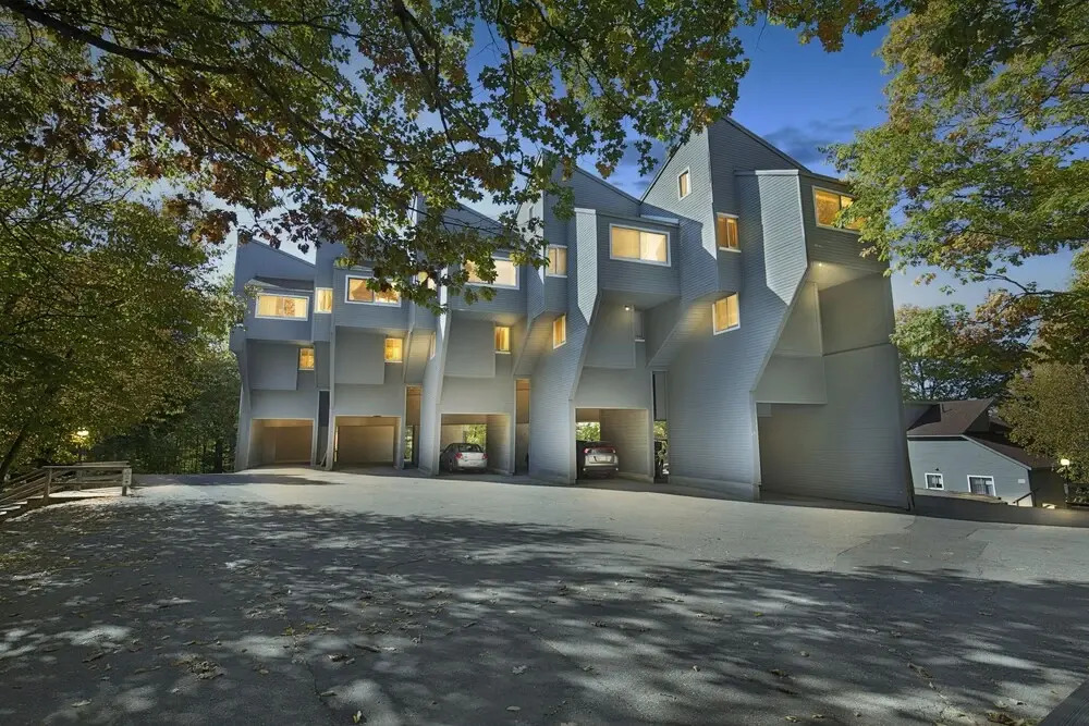 Mountaineer's Cottage - Cozy Condo In The Gorgeous White Mountains 2 Bedroom Condo by Redawning