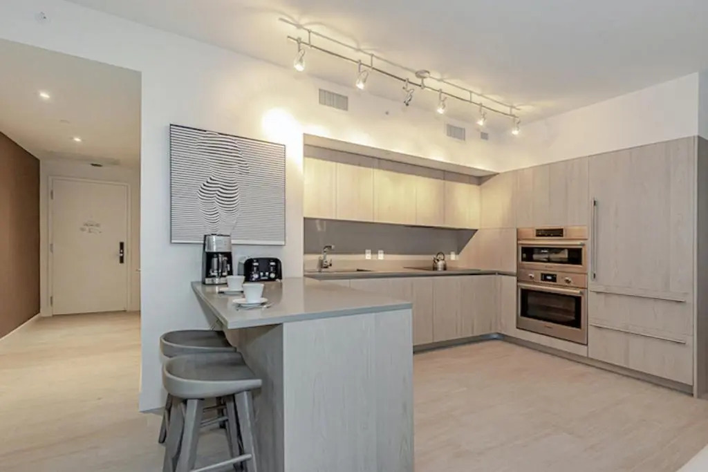 5 Stars Luxury 1BR -FRONT Intracoastal VIEW