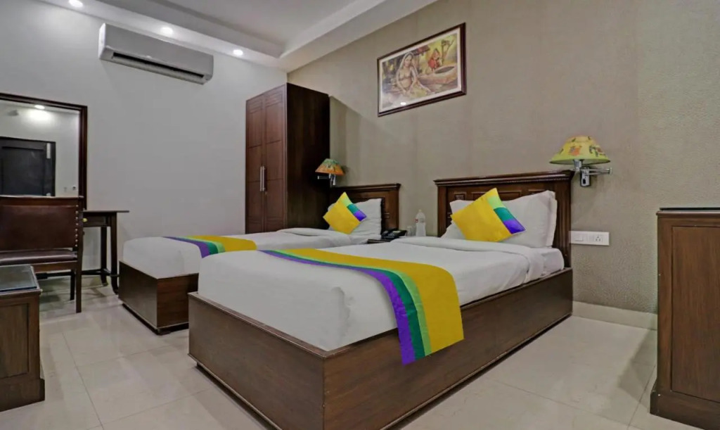 Itsy Hotels Hamlets Stay