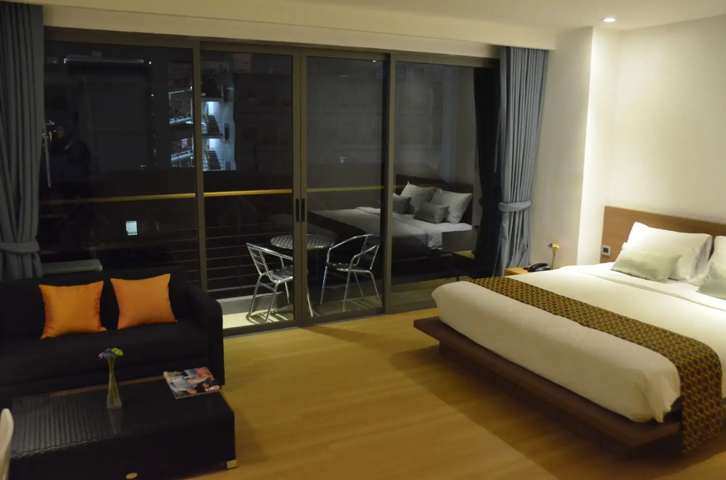 The Scenery City Hotel