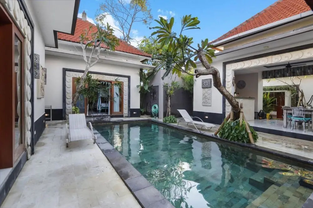Grace villa 5 minutes walk to the beach