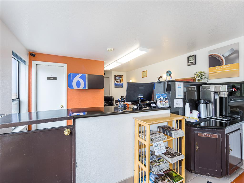 Motel 6 Gold Beach