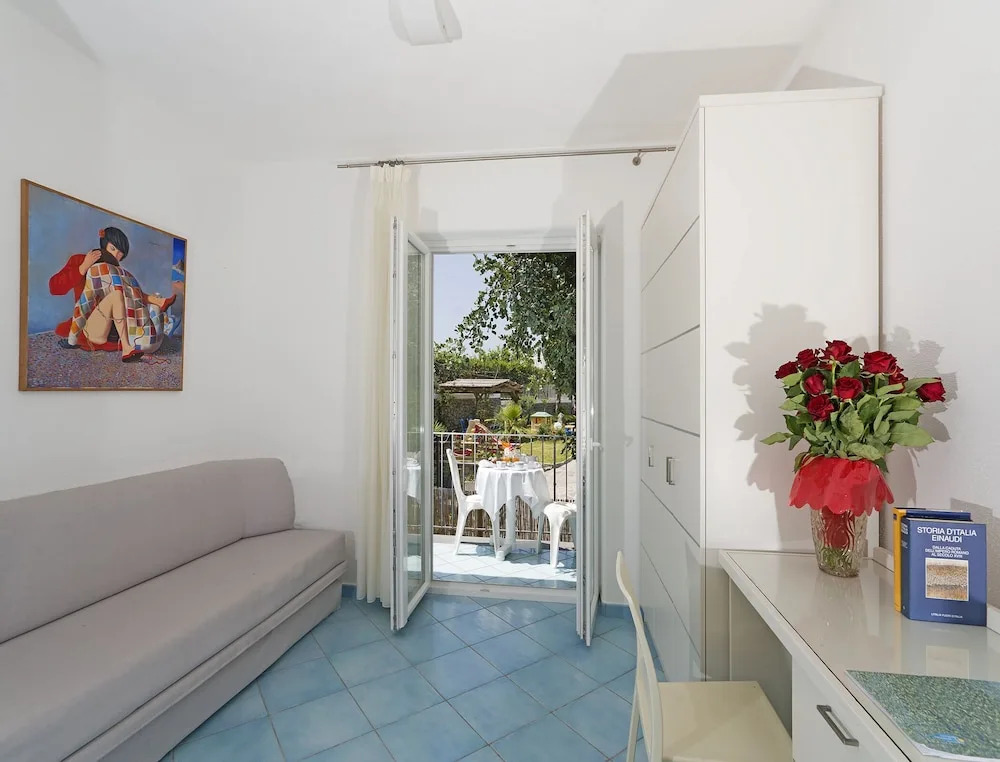 Room in B&B - Ischia-forio, in 4 Under the Sign of Relaxation and Well-being