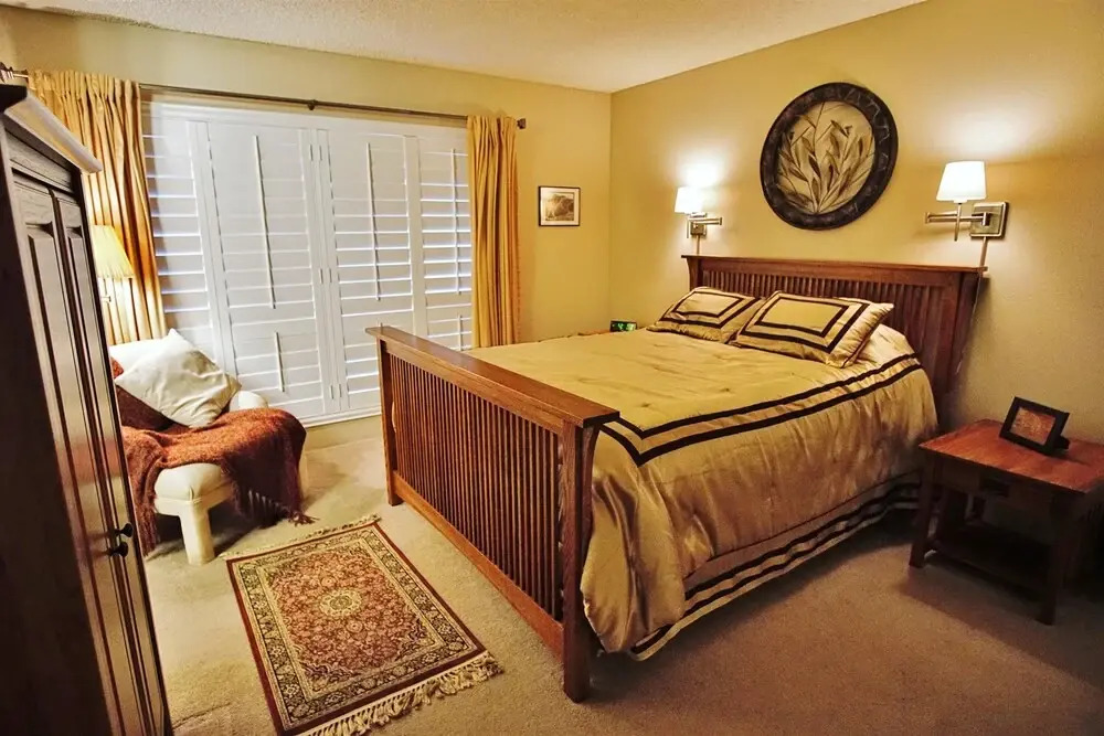 Walk to Fashion Park! Phoenix Abode w/ Pool Access