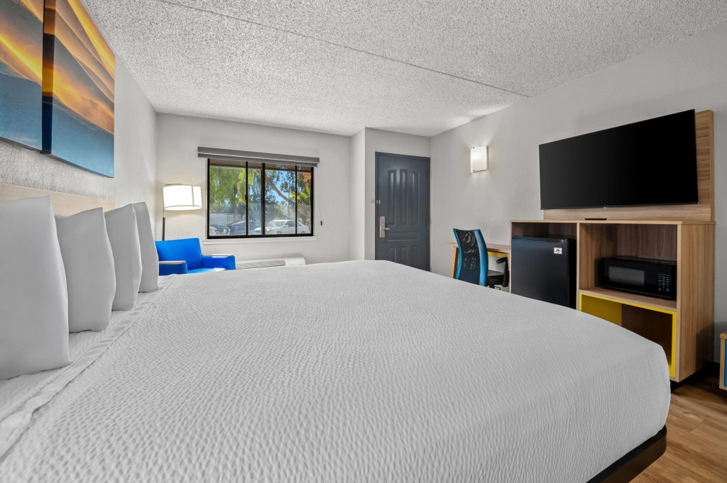 Days Inn by Wyndham Buena Park Anaheim