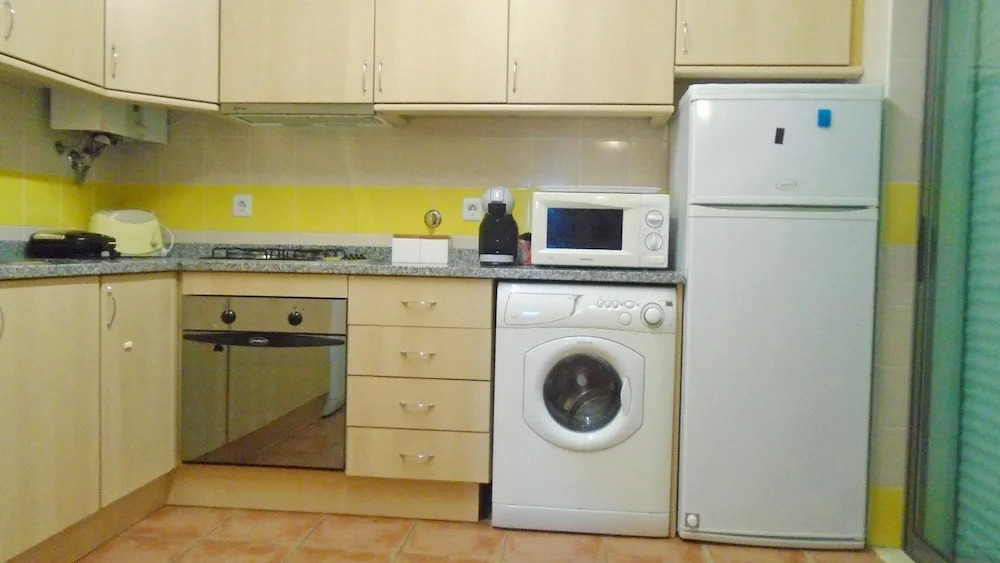 House with 3 Bedrooms in Albufeira, with Shared Pool, Enclosed Garden And Wifi
