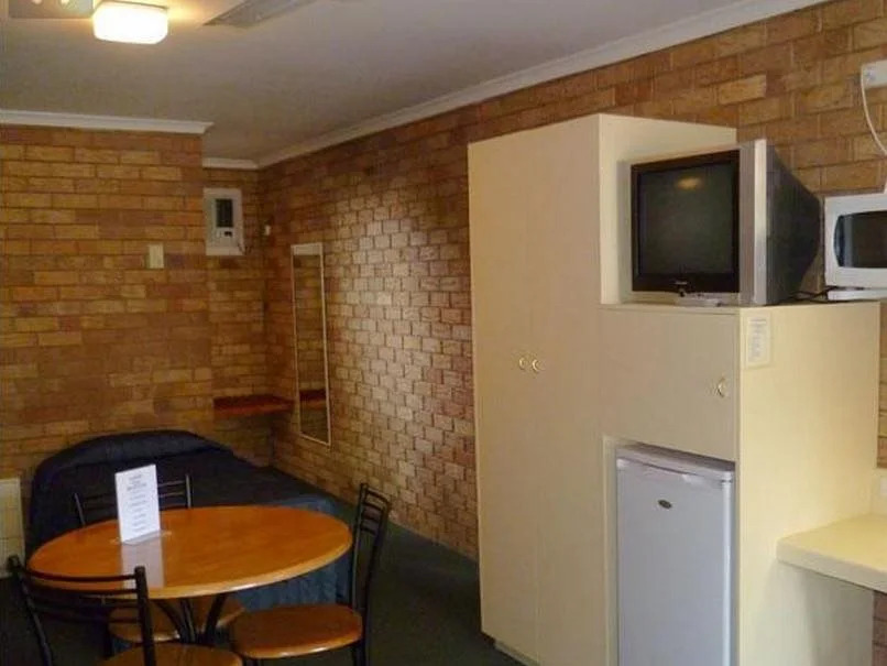 Shady Rest Motel