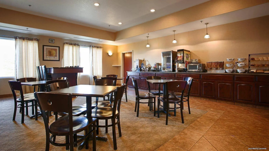 Best Western Plus Frontier Inn