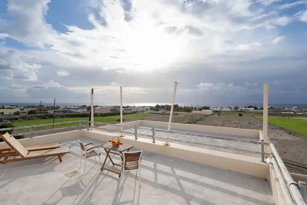 Kapeli Suites