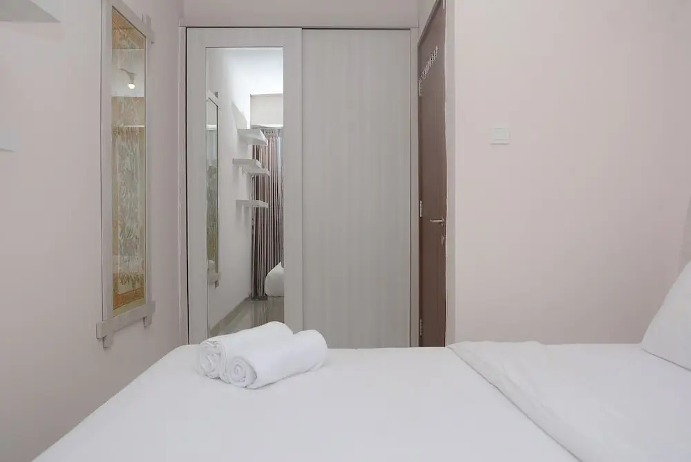 Comfort and Stylish 1BR at Callia Apartment
