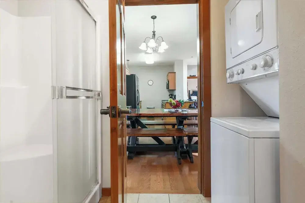 Kemper's Cabin by Silver Dollar City - Ideally Located