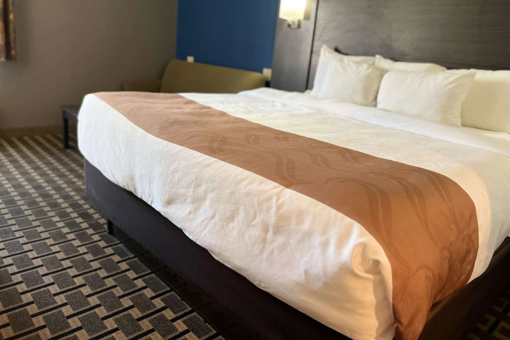 Quality Inn & Suites Louisville East