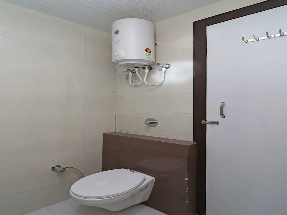 OYO 10414 Hotel Tushar Residency