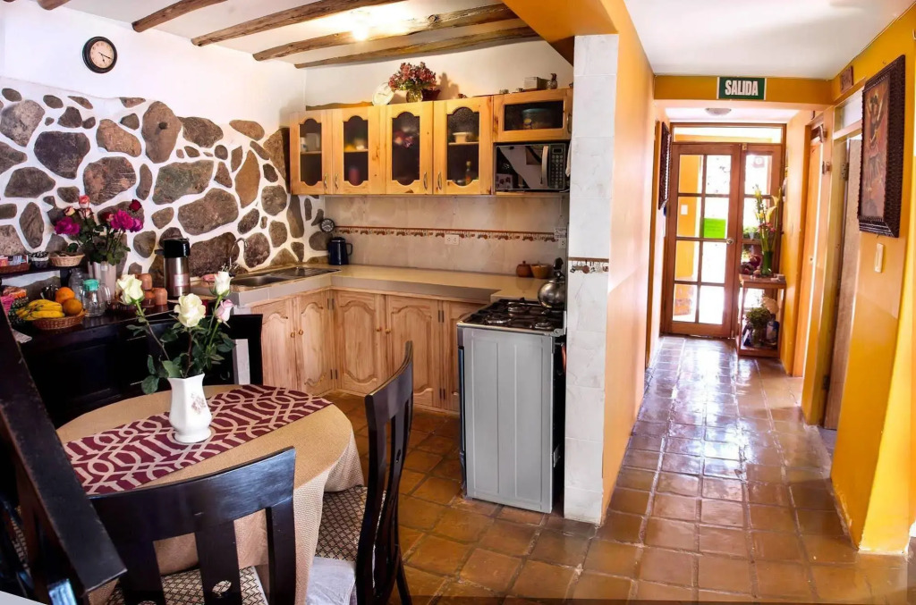 Parwa Guest House