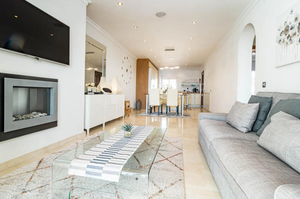 AGC28 - Casa Garden Club by Roomservices
