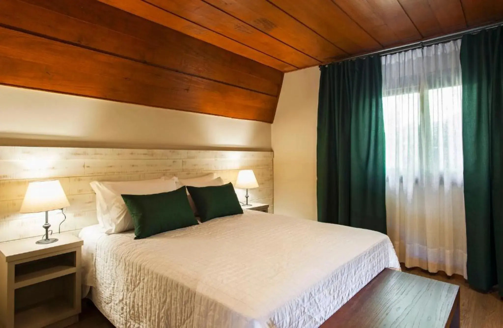 Hotel Fioreze Chalés