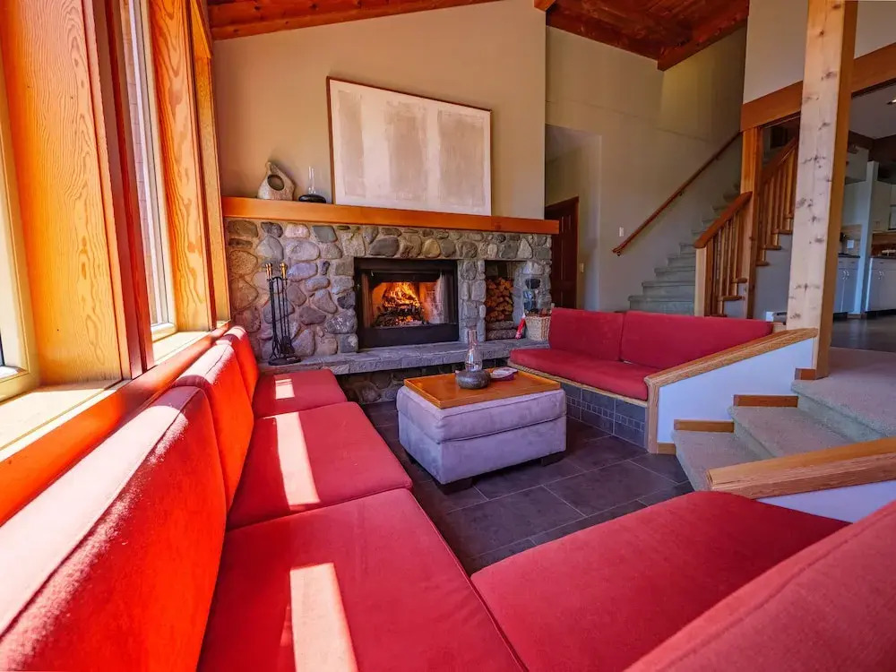 Snug Harbour Inn