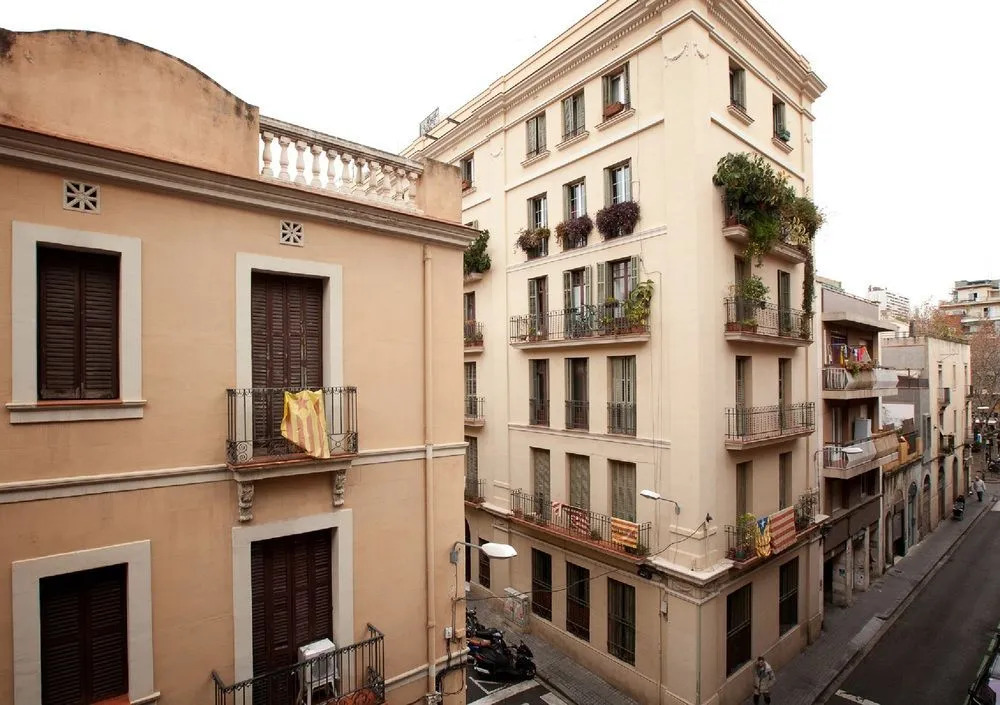 Gracia Next Door 2