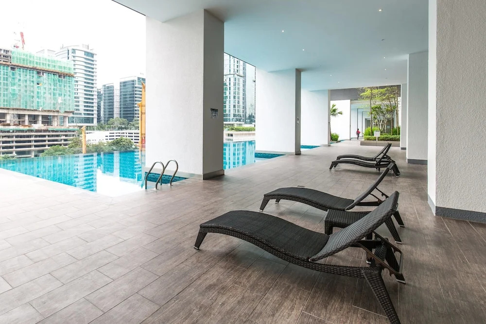 Southview Suites by Subhome