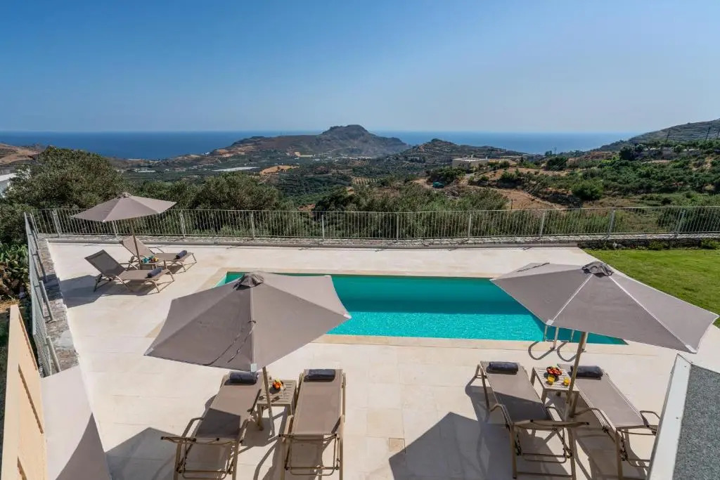 Eco Villa with 180-Degree Sea View, Pool, 350 sqm Yard, 2km from the Beach