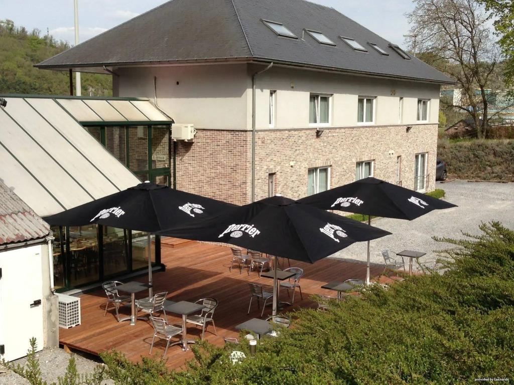 New Hotel de Lives