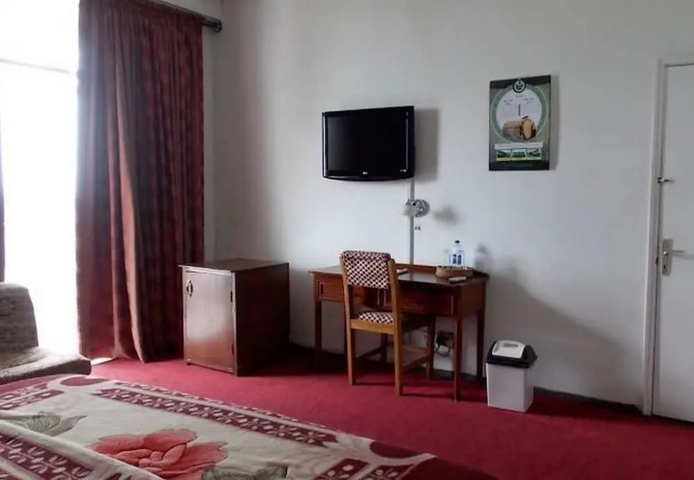Premier Hotel